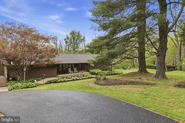 2009 WILSON RD, White Hall, MD 21161