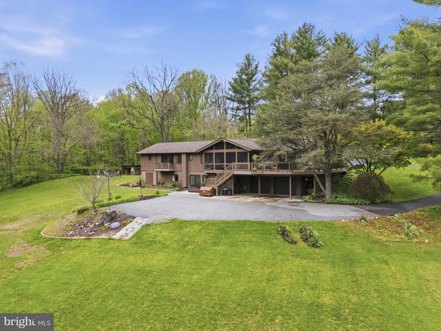 2009 WILSON RD, White Hall, MD 21161