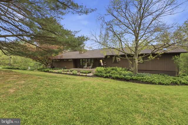 2009 WILSON RD, White Hall, MD 21161