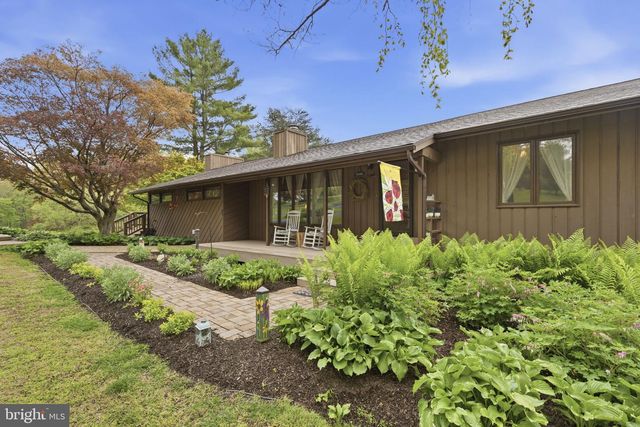 2009 WILSON RD, White Hall, MD 21161