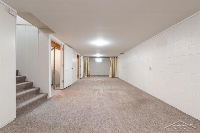 921 S Romanda Street, Midland, MI 48640