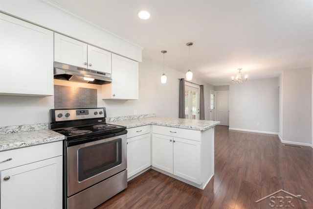 921 S Romanda Street, Midland, MI 48640