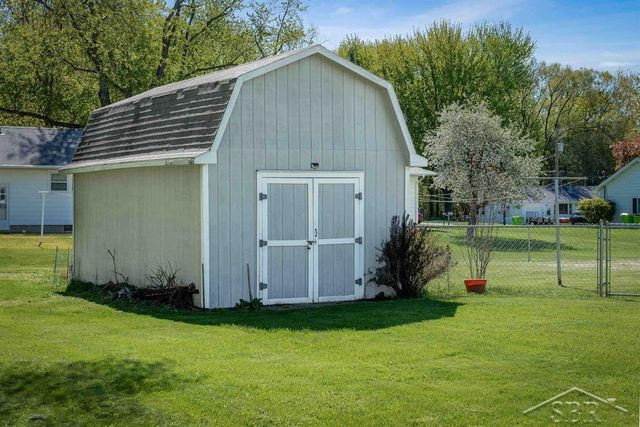921 S Romanda Street, Midland, MI 48640