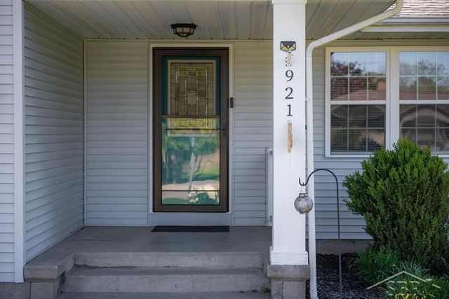 921 S Romanda Street, Midland, MI 48640