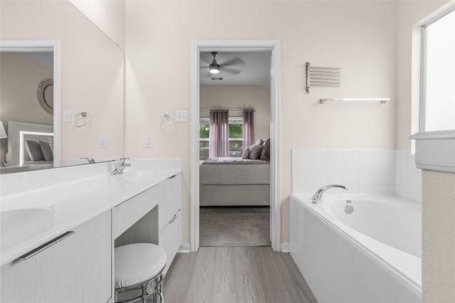 2055 Midlane Drive, Conroe, TX 77301