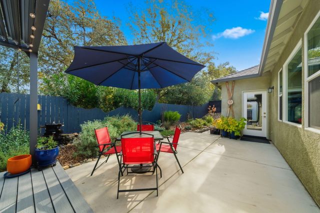 20306 Mulholland Ridge Drive, Anderson, CA 96007