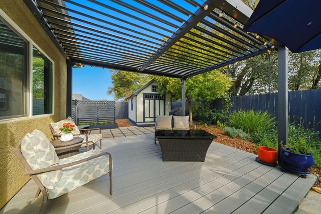 20306 Mulholland Ridge Drive, Anderson, CA 96007