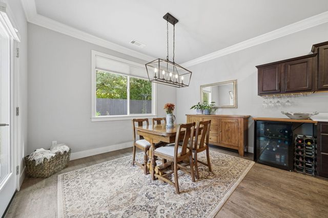 20306 Mulholland Ridge Drive, Anderson, CA 96007