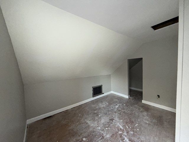 289 W 16th Street, Chicago Heights, IL 60411