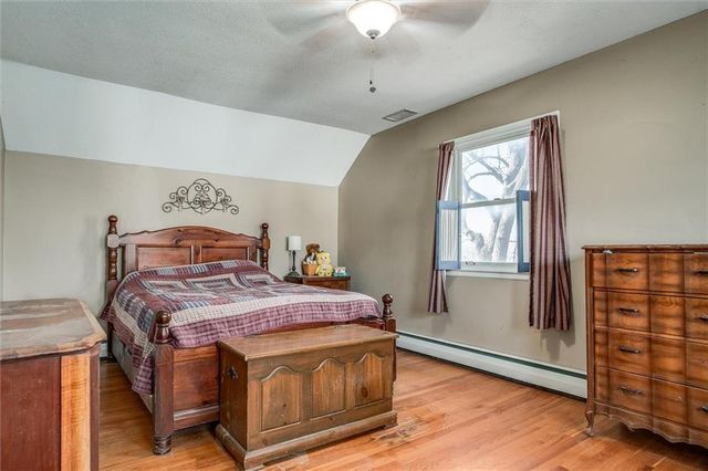 1705 SW Mcarthur Street, Blue Springs, MO 64015