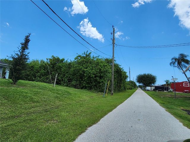 11256 PENDLETON AVENUE, Englewood, FL 34224