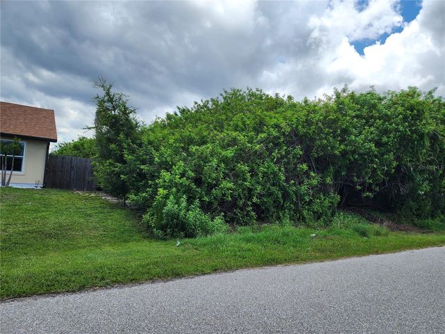 11256 PENDLETON AVENUE, Englewood, FL 34224