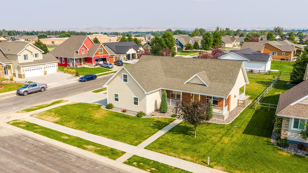 2212 Bruce Mountain Drive, Sheridan, WY 82801 photo 2