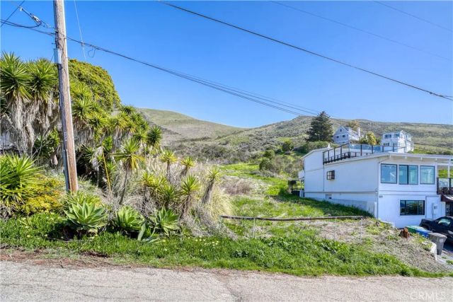 3525 Gilbert Avenue, Cayucos, CA 93430