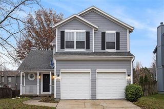 15437 S Bradley Drive, Olathe, KS 66062