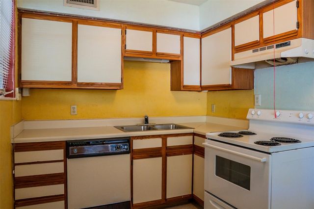 721 SEMINOLE AVENUE, Orlando, FL 32804