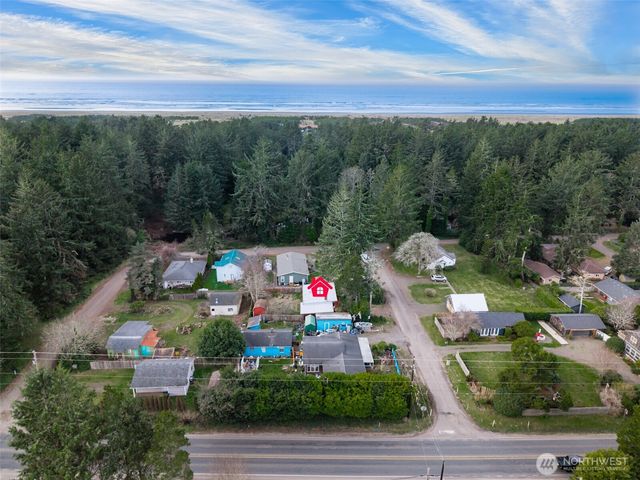 1408 250th Place, Ocean Park, WA 98640