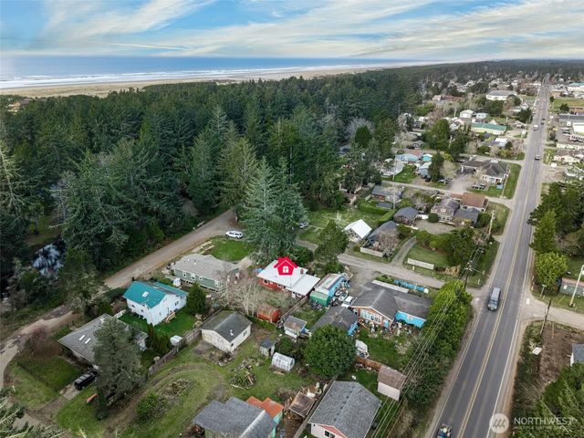 1408 250th Place, Ocean Park, WA 98640