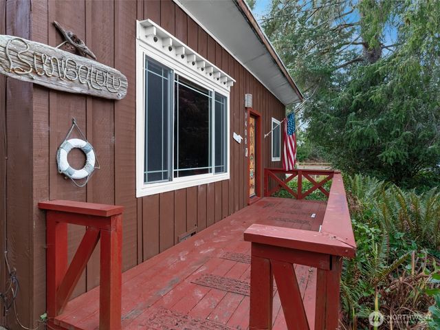 1408 250th Place, Ocean Park, WA 98640