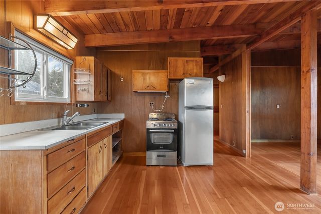 1408 250th Place, Ocean Park, WA 98640