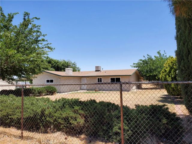 9593 Delmar, Hesperia, CA 92345