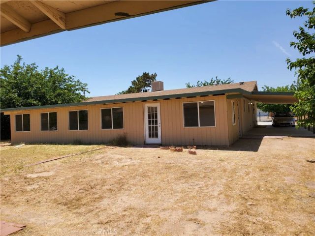 9593 Delmar, Hesperia, CA 92345