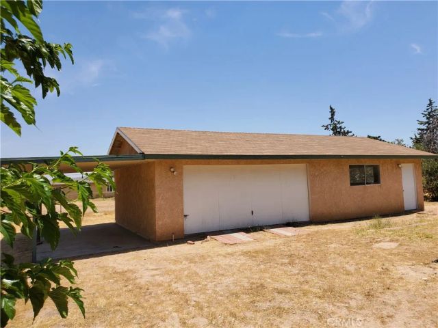 9593 Delmar, Hesperia, CA 92345