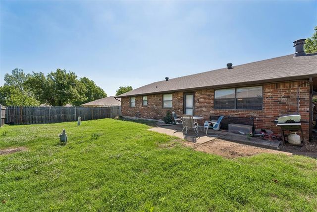 8805 NW 83rd Street, Oklahoma City, OK 73132