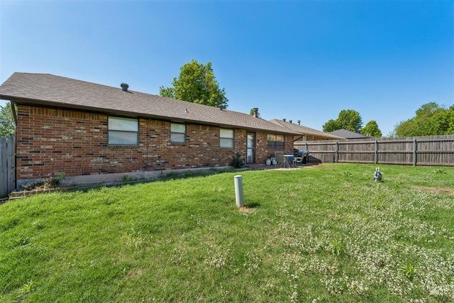8805 NW 83rd Street, Oklahoma City, OK 73132