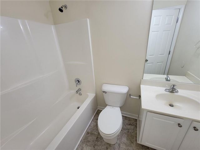 910 Franklin Mill Trace, Loganville, GA 30052