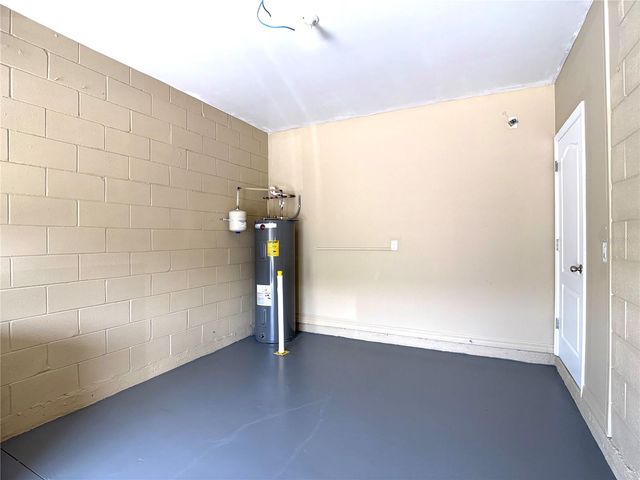 447 ARBOR LAKES DRIVE, Davenport, FL 33896