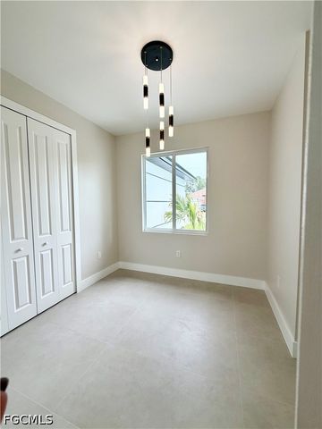1013 Lincoln AVE, Lehigh Acres, FL 33972