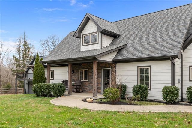 8006 Rose Ridge Pvt LN, Fairview, TN 37062