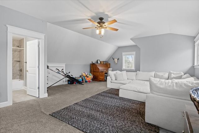 8006 Rose Ridge Pvt LN, Fairview, TN 37062