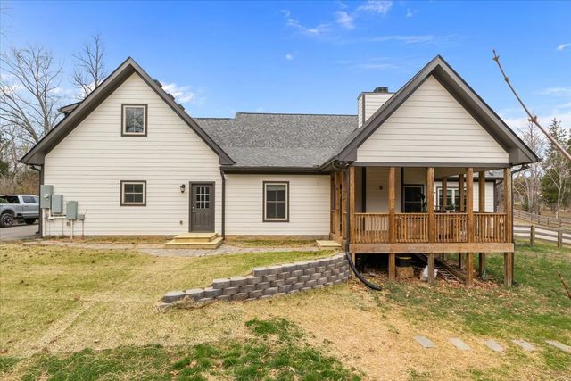 8006 Rose Ridge Pvt LN, Fairview, TN 37062