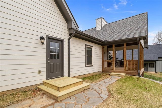 8006 Rose Ridge Pvt LN, Fairview, TN 37062