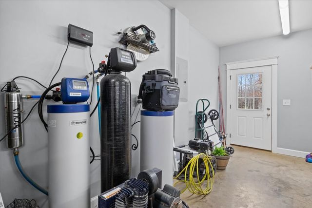 8006 Rose Ridge Pvt LN, Fairview, TN 37062