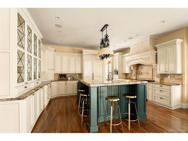 350 Eudora St, Denver, CO 80220