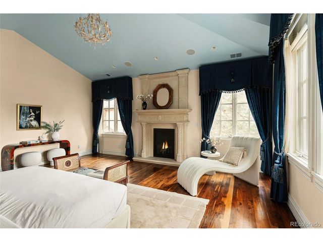 350 Eudora St, Denver, CO 80220