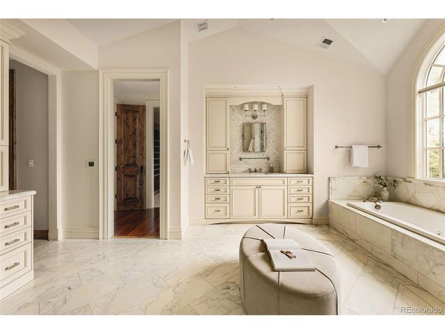 350 Eudora St, Denver, CO 80220