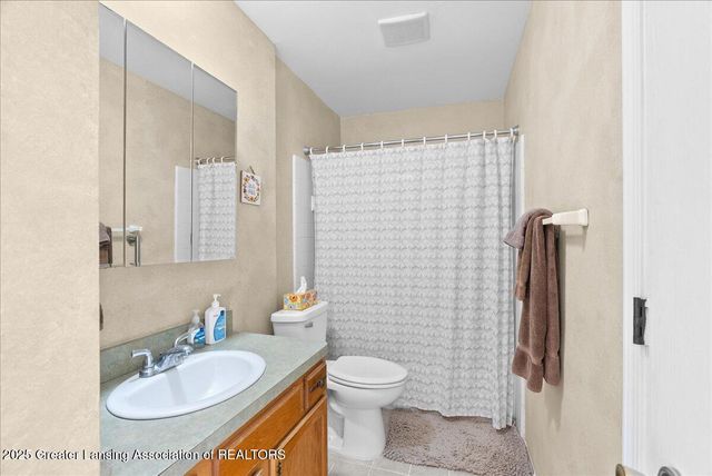 1114 Timbercreek Drive 41, Grand Ledge, MI 48837