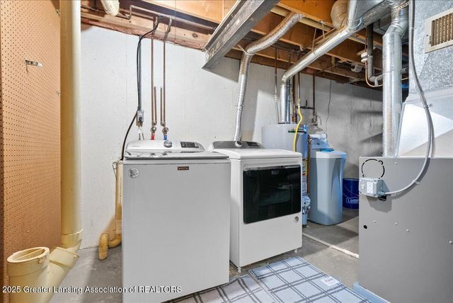 1114 Timbercreek Drive 41, Grand Ledge, MI 48837