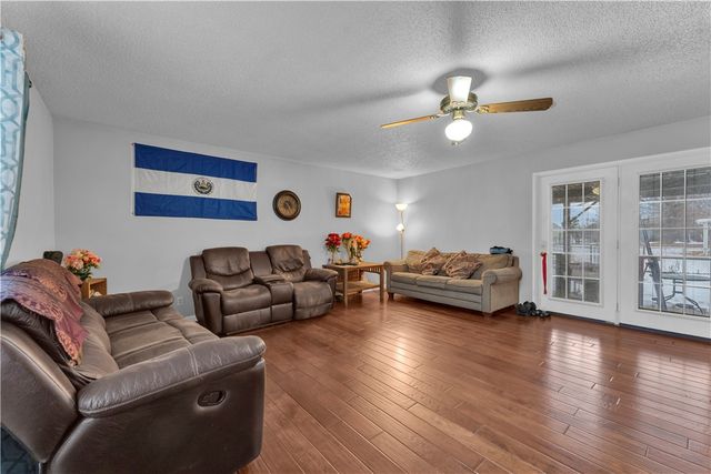 998 Eastgate Street, Siloam Springs, AR 72761