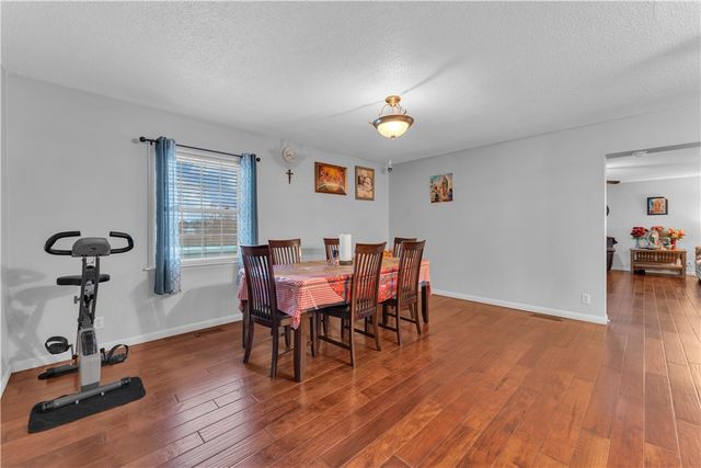 998 Eastgate Street, Siloam Springs, AR 72761