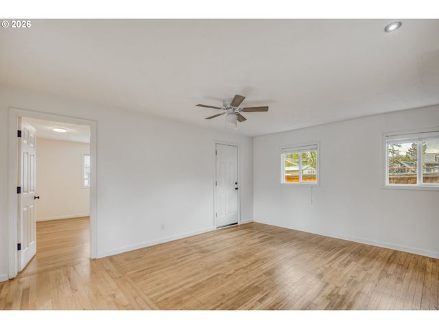 6706 Se 69TH Ave, Portland, OR 97206