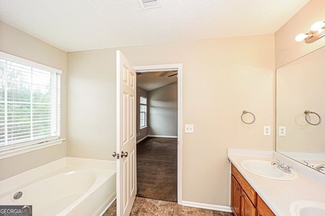 6116 Hickory Lane, Union City, GA 30291