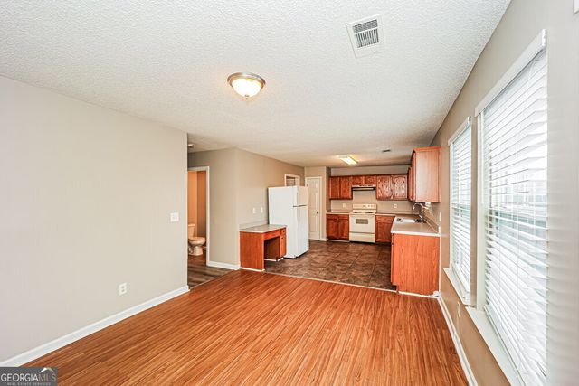 6116 Hickory Lane, Union City, GA 30291