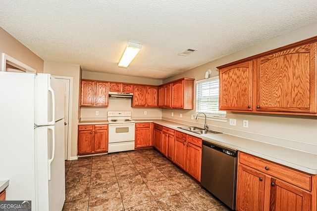 6116 Hickory Lane, Union City, GA 30291