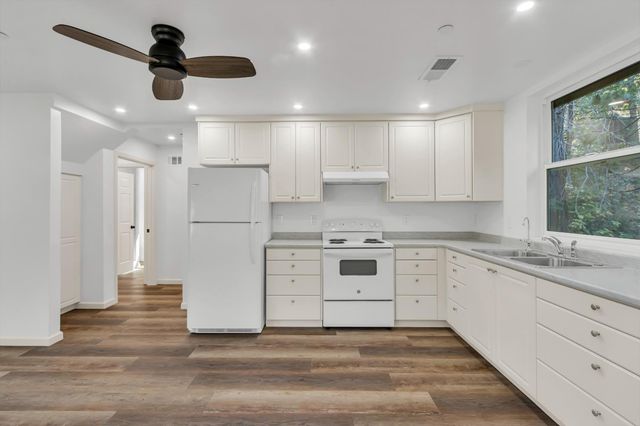 3021 Riverton Rd, Pollock Pines, CA 95726