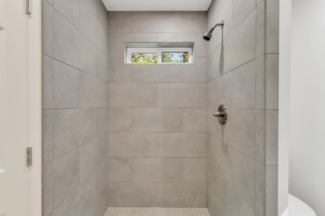 3021 Riverton Rd, Pollock Pines, CA 95726